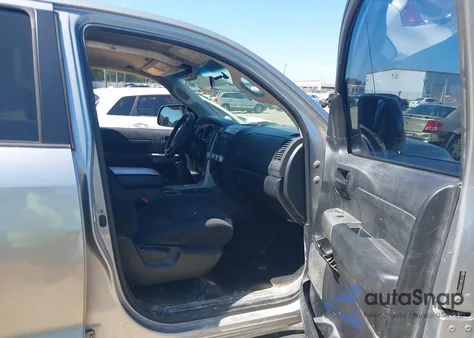 2009 Toyota Tundra Sr5 5.7L V8 из США, поврежденный, VIN 5TFDW54159X093537